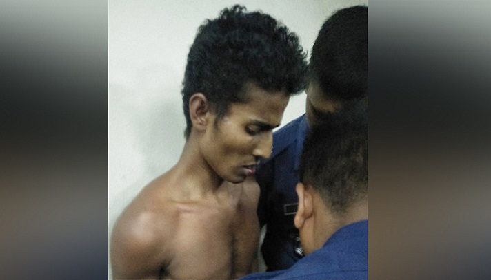 কুমিল্লার আদালতে আসামিকে ছুরি মেরে হত্যা