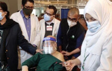 টিকা নিলেন মুহিত