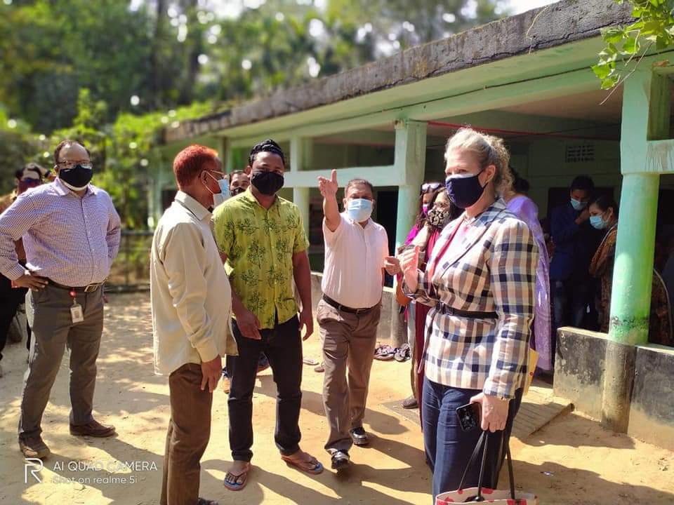 মকবুল আলী টিকা কেন্দ্র পরিদর্শন করলেন  যুক্তরাষ্ট্র দূতাবাসের ডেপুটি চিফ ওয়াগনার