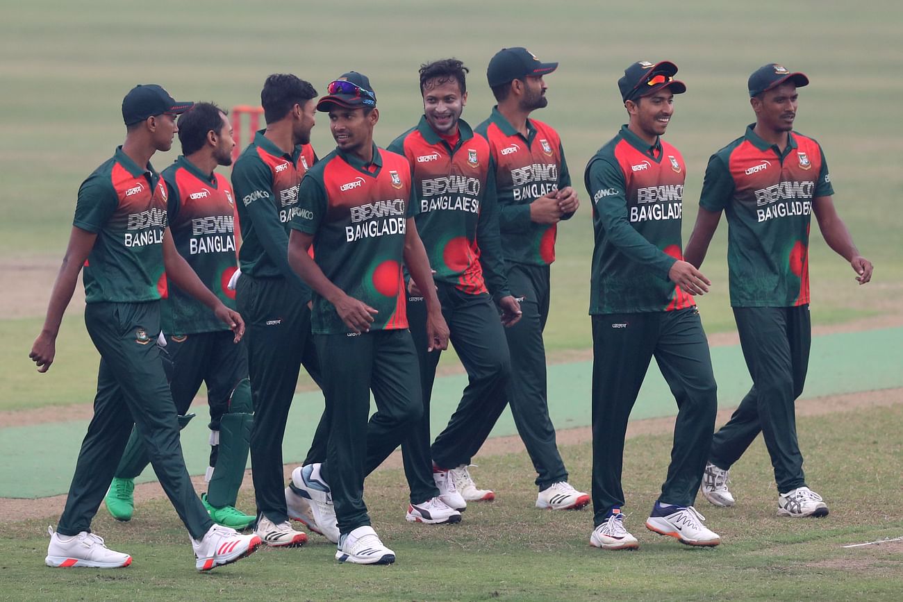 স্বাধীনতার সুবর্ণজয়ন্তী উপলক্ষে ক্রিকেট দলের জন্য ভিন্নধর্মী জার্সি