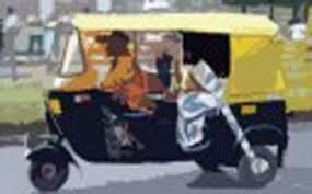 ইজিবাইকের চাকায় চাদর পেঁচিয়ে নারীর মৃত্যু