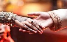 রোহিঙ্গা নারী বিয়ে করে বিপাকে দুই যুবক