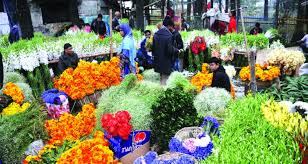 চাঙা হয়ে উঠেছে ফুলের বাজার