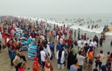 বিপদ ডেকে আনছে মানুষ: স্বাস্থ্যমন্ত্রী