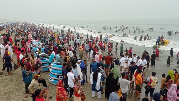 বিপদ ডেকে আনছে মানুষ: স্বাস্থ্যমন্ত্রী