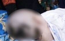 সাবেক স্ত্রীর জন্য বর্তমান স্ত্রীর মাথা ন্যাড়া করল স্বামী