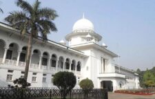 মারধরের শিকার শিশুটির পড়ালেখা যেন বন্ধ না হয়: হাইকোর্ট