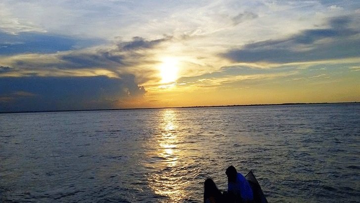 ছিনতাইকারীদের ছুরিকাঘাতে যুবক গুরুতর আহত