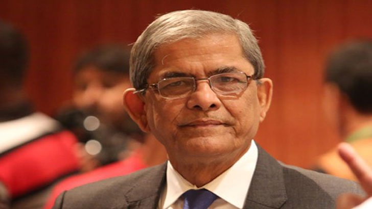 করোনাভাইরাসের টিকা নিলেন বিএনপি মহাসচিব মির্জা ফখরুল