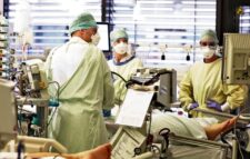 ভারতে ২৪ ঘণ্টায় ২ লাখ ১৭ হাজার আক্রান্তের রেকর্ড