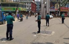 তৎপর পুলিশ, লকডাউনে জনসমাগম কম