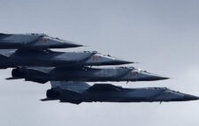 সিরিয়ায় রুশ বিমান হামলায় নিহত ২০০