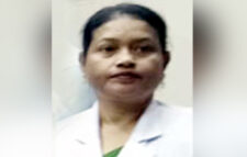 সেই আলোচিত নার্স রেখা বণিকের উপর দুর্নীতির অভিযোগ