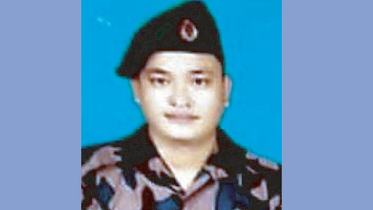 ২১ লাখ টাকা নিয়ে উধাও