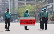 ঢিলেঢালা ‘লকডাউন’