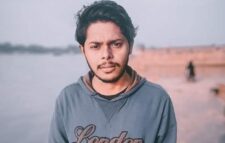 মোবাইলে কথা বলার সময় ছাদ থেকে পড়ে যুবকের মৃত্যু