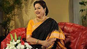 আইসিইউতে অভিনেত্রী কবরী