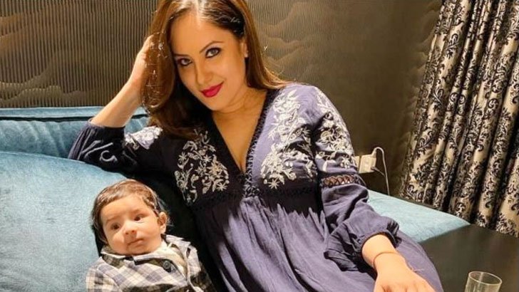 ছেলেকে টিভি-মোবাইল থেকে দূরে রাখতে অভিনেত্রী পূজার কৌশল