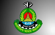 পুলিশের হাতে ৪ সদস্য গ্রেফতার নিয়ে যা বলল র‌্যাব