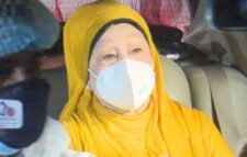 সিসিইউতে খালেদা জিয়া, দেওয়া হচ্ছে অক্সিজেন