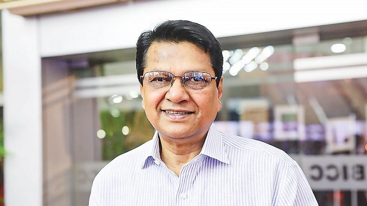 ১৭ দিন পর বাসায় ফিরলেন আলমগীর