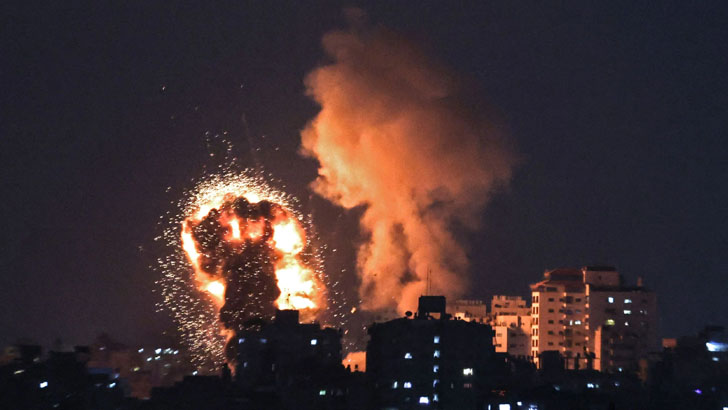 ইসরায়েলি হামলায় গাজায় শিশুসহ নিহত ২০