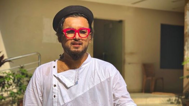 ‘অভিনয়’ গানের পরিচালককে নিয়ে নোবেলের পেজে ‘কুরুচিপূর্ণ’ স্ট্যাটাস