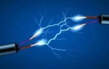 ছেলেকে বাঁচাতে গিয়ে মায়েরও মৃত্যু