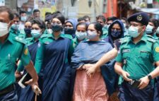 রোজিনার ঘটনাকে পুঁজি করে যেন তাদের হাতে অস্ত্র তুলে না দেয়