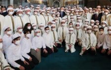 নাতি কোরআনের হাফেজ হওয়ায় সম্মাননা অনুষ্ঠানে অংশ নেন এরদোগান