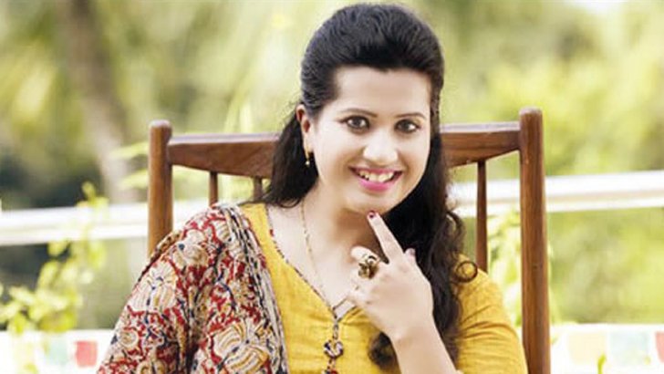 সর্বশেষ ‘শুকনো মোমবাতি’