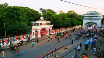 দুর্গন্ধ ছড়াচ্ছে সিলেটের তিন ফোয়ারা