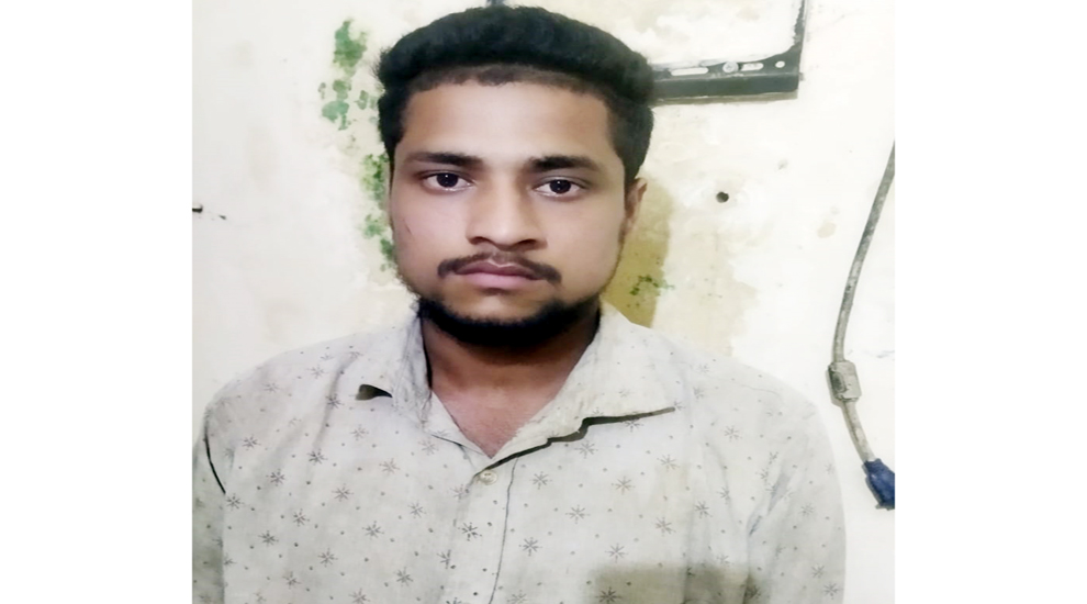 ই ভ টি জিং য়ের অভিযোগে তরুণের এক বছরের কা রা দ ন্ড