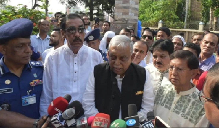 বিএনপি-জামায়াতের সহিংসতার বিরুদ্ধে আইনশৃঙ্খলা বাহিনী প্রস্তুত: স্বরাষ্ট্রমন্ত্রী