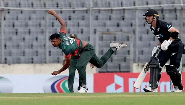 বৃষ্টির পর খেলা শুরু হতেই কিউই শিবিরে মুস্তাফিজের জোড়া আঘাত