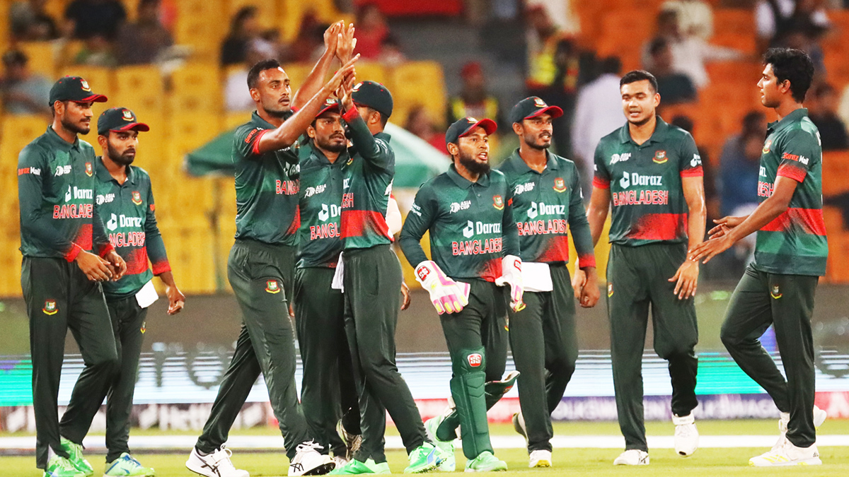 বুধবার মাঠে নামছে বাংলাদেশ লক্ষ পাকিস্তান বধ