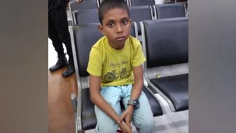 পাসপোর্ট, ভিসা, টিকেট ছাড়াই বিমানে চড়ে বসল শিশু, জানা গেলো কারণ