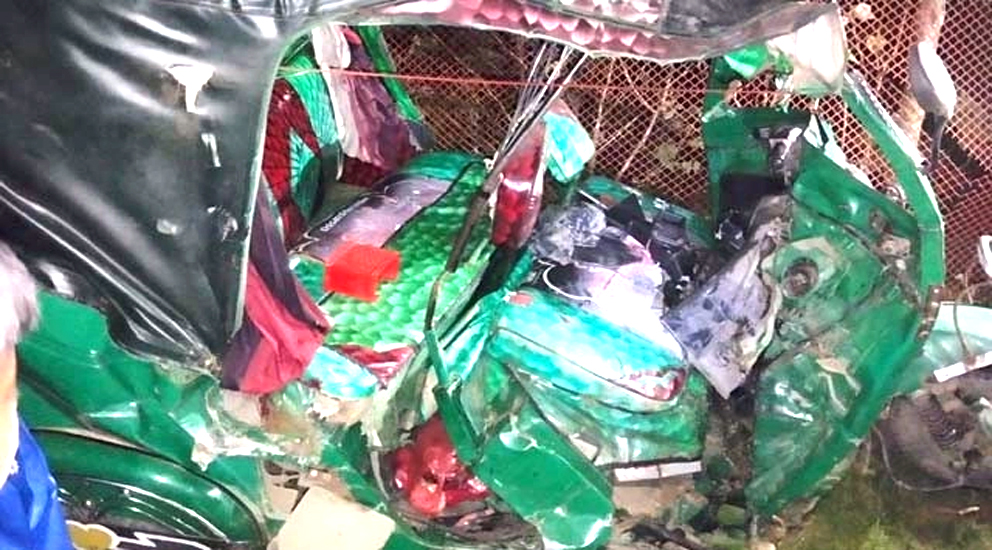 কুলাউড়ায় ট্রাক-সিএনজির মুখোমুখি সং ঘর্ষে নি হ ত ২, আ হ ত ৩