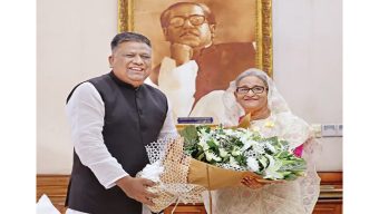 সিলেটের উন্নয়নে প্রধানমন্ত্রীর সহযোগীতা চাইলেন আনোয়ারুজ্জামান