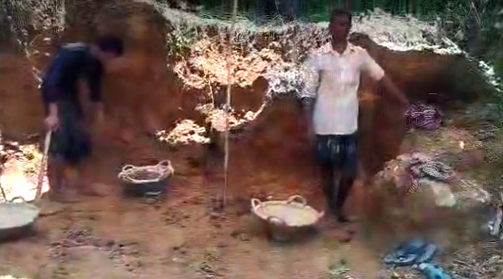 সিলেটে টিলা কাটা, পুলিশ দেখে দৌড়ে পালালো কর্তনকারীরা