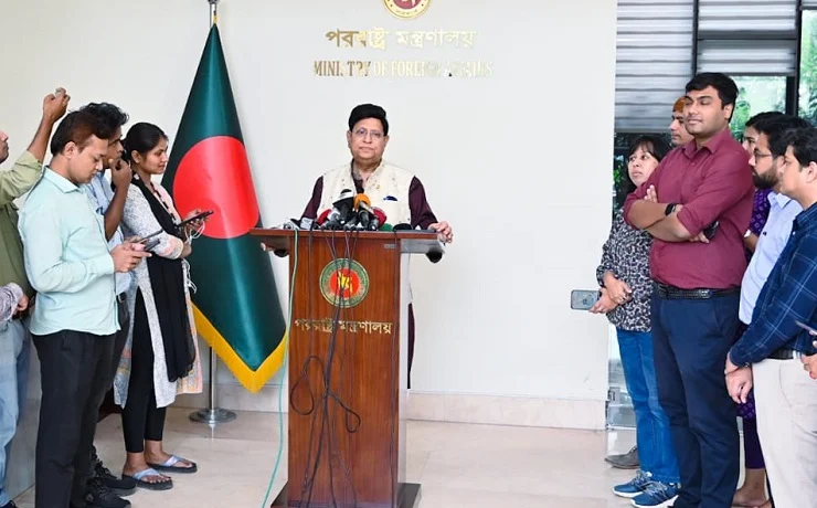 ওরা স্যাংশনের দেশ, দিতে পারে: যুক্তরাষ্ট্র প্রসঙ্গে পররাষ্ট্রমন্ত্রী