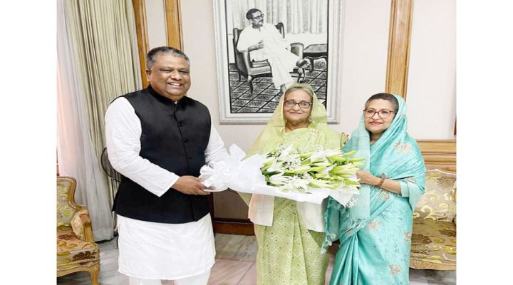 দায়িত্বগ্রহণের পর প্রধানমন্ত্রীর সঙ্গে সাক্ষাৎ করলেন সিসিক মেয়র, জানালেন কৃতজ্ঞতা