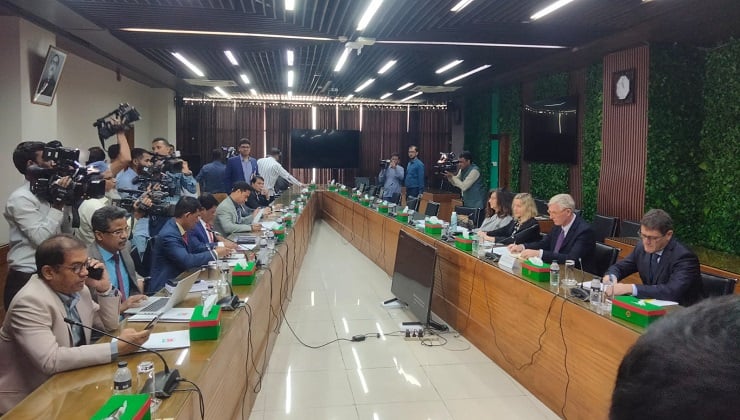 ভোটে কত দল এসেছে জানতে চেয়েছে ইইউ, ঢাকার বাইরে যেতে চেয়েছে নিরাপত্তা