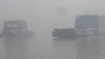 ঘন কুয়াশায় শরীয়তপুর-চাঁদপুর রুটে ফেরি চলাচল বন্ধ