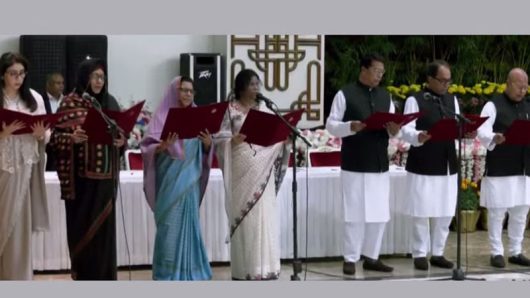 মন্ত্রীসভায় যোগ হলেন আরও ৭ জন