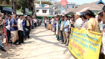 সুরঞ্জিত সেনগুপ্তের উন্নয়ন অবদান অস্বীকার, প্রতিবাদের জড়