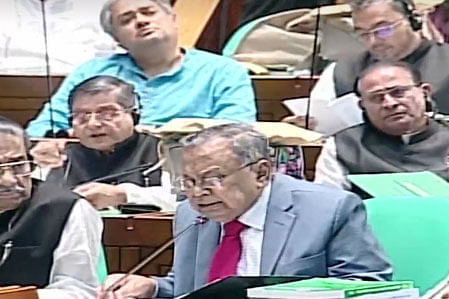 নতুন বাজেটে উৎসাহর চেয়ে আতঙ্ক বেশি