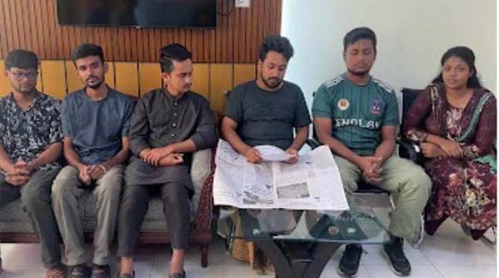 ডিবি অফিস থেকে ছাত্র আন্দোলনের কর্মসূচি প্রত্যাহার!