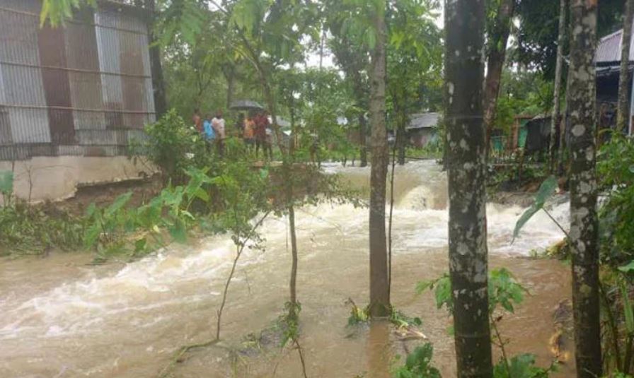 কুশিয়ারা ও মনু নদীর পানি বিপৎসীমার ওপর