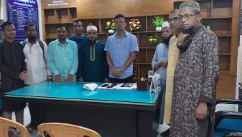 গোলাপগঞ্জ থানার নব‌াগত ও‌সির সাথে খেলাফত মজ‌লিসের সৌজন‌্য সাক্ষাৎ